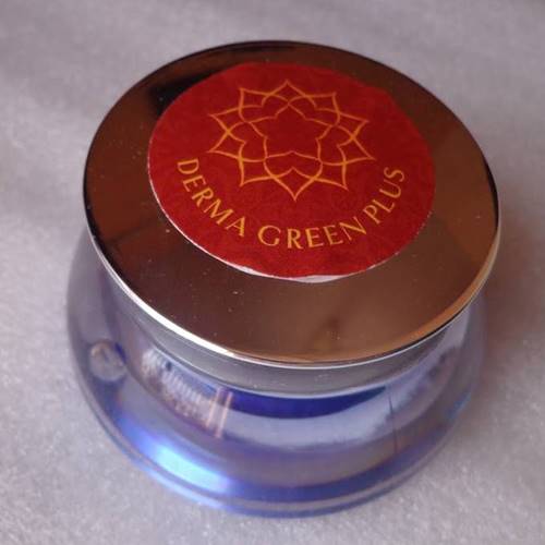 DERMA GREEN PLUS HERBAL SKIN WHITENING CREAM reviews